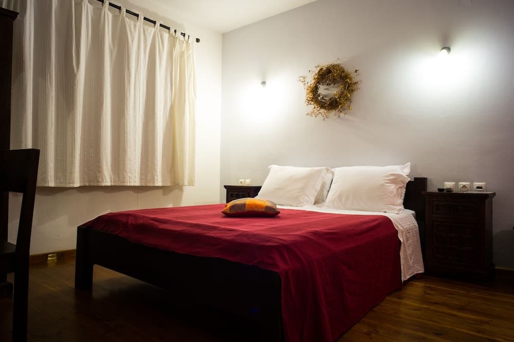 Eos Authentic Experience