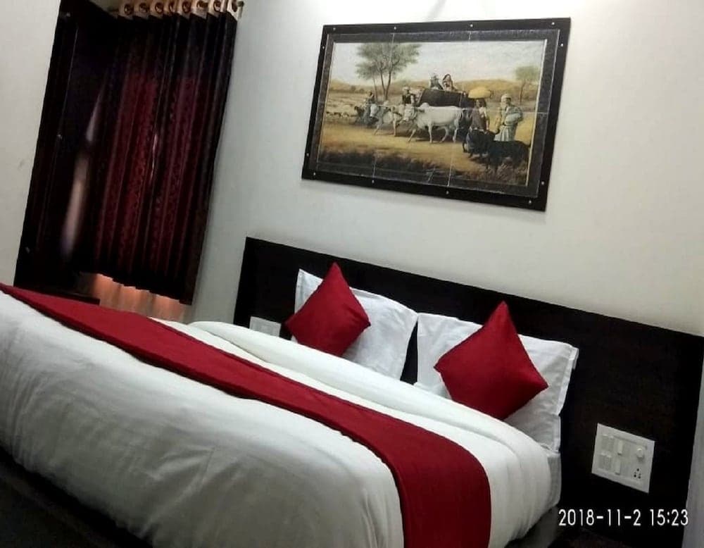 Hotel Gayatri by Sky Stays