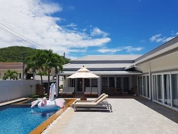 Thiva Pool Villa Plus Hua Hin