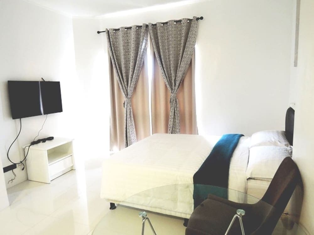 Touristation Crowne Bay Tower