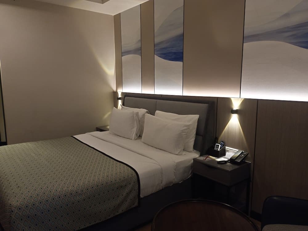 Pramod Convention & Beach Resort