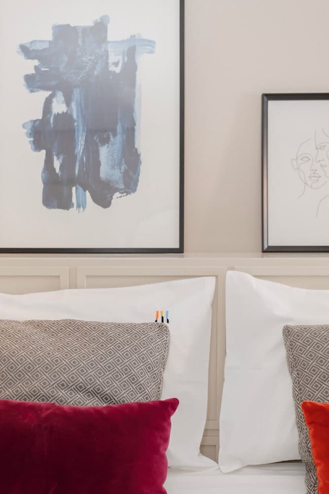 Liiiving In Porto  Luxury Boutique Apart