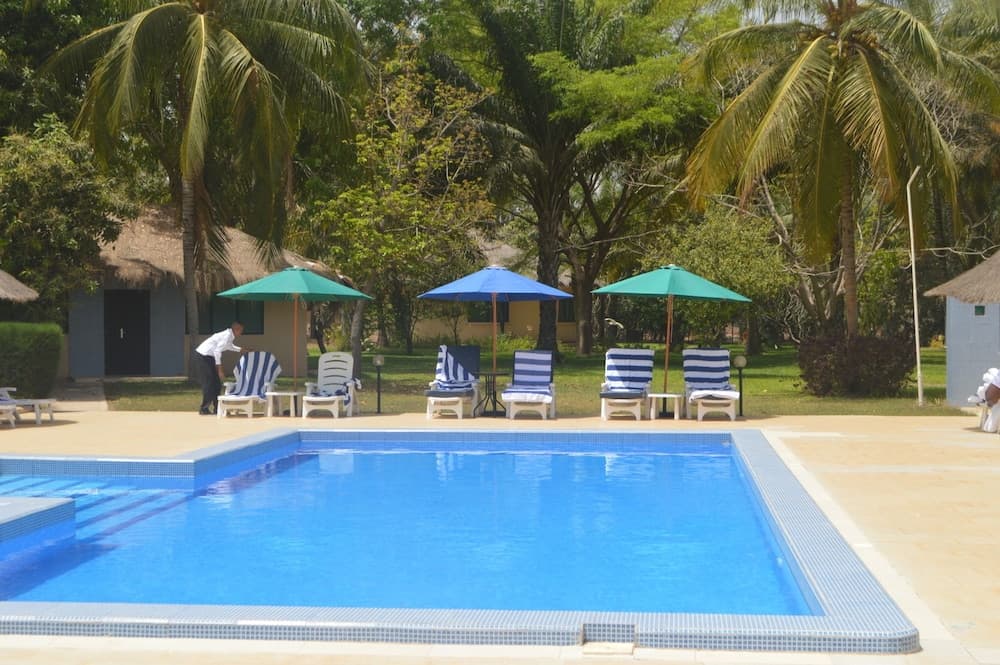 Sindola Safari Lodge