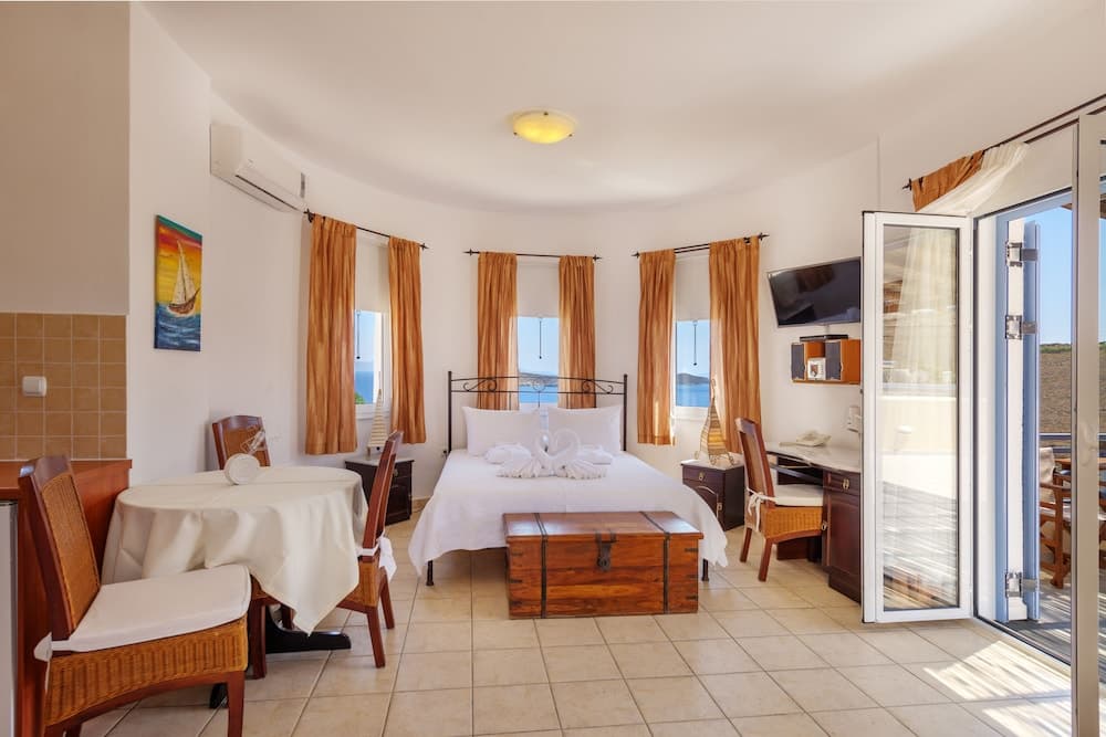 Sunrise Beach Suites