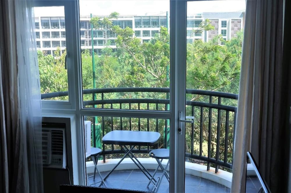 Gerbi's Condoplace at Oceanway Residences Boracay