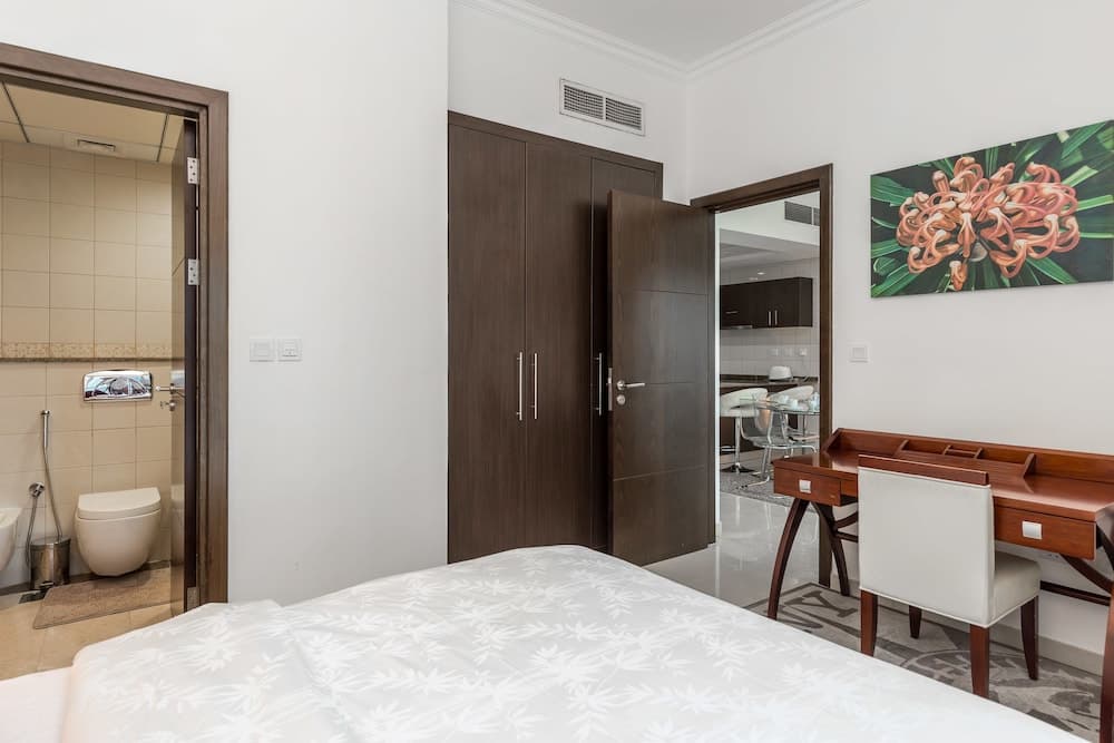 Bay Central-West Tower by Deluxe Holiday Homes