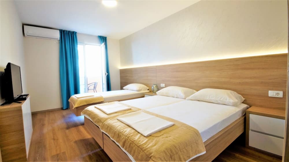 Apartments Bracanovic