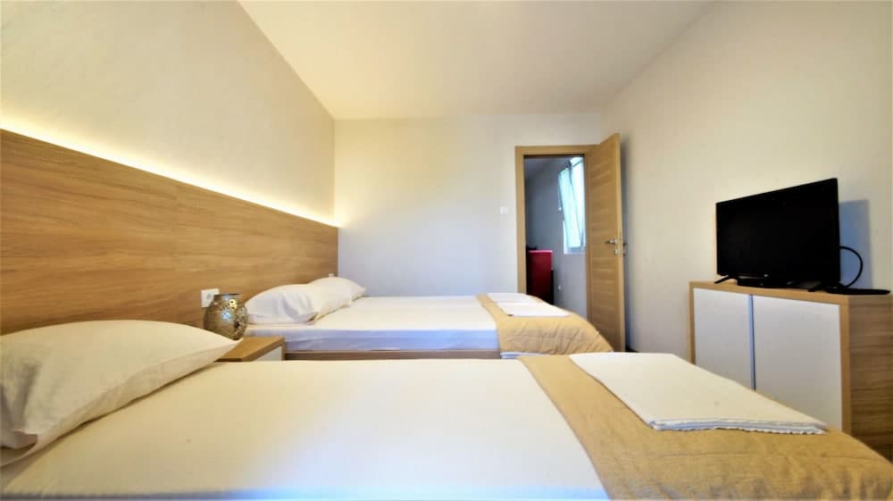 Apartments Bracanovic