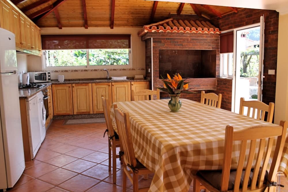Dinis Country Cottage by Our Madeira
