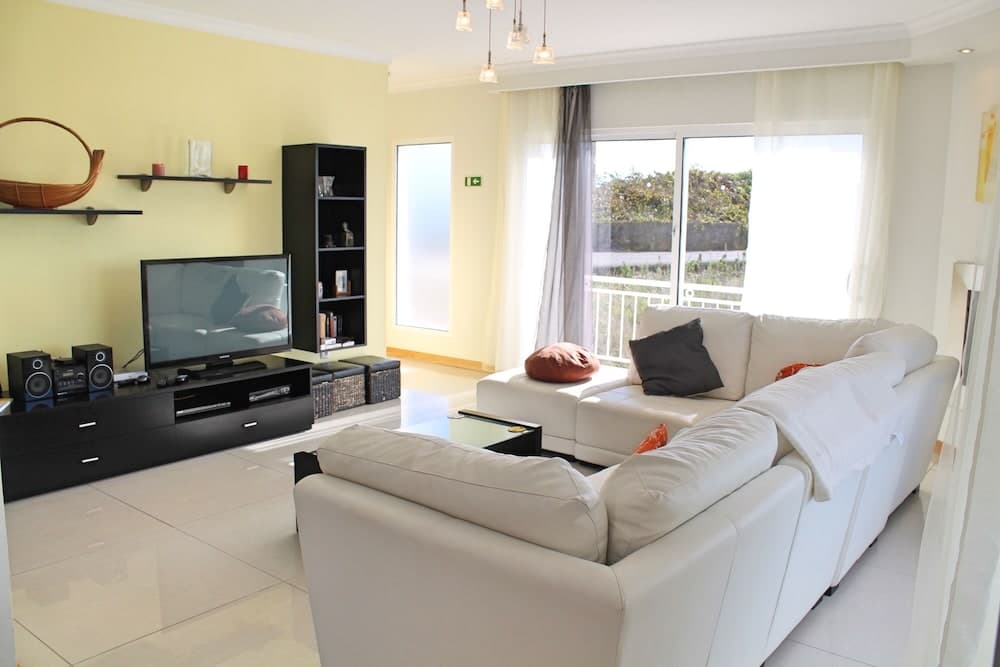 ArcoView by OurMadeira