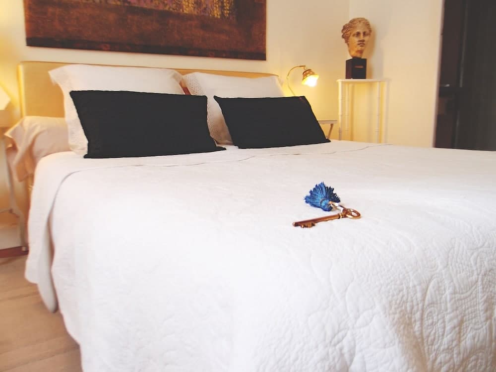 Blue Lodge in Bordeaux