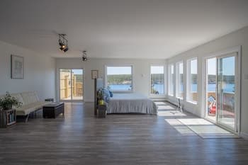 Whale House Guest House