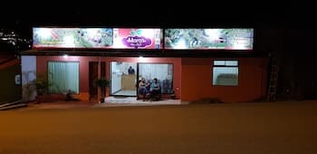 Moras Place B&B - Hostel