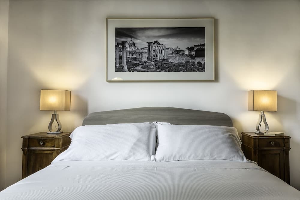 Luxury Flat in the Center of Rome