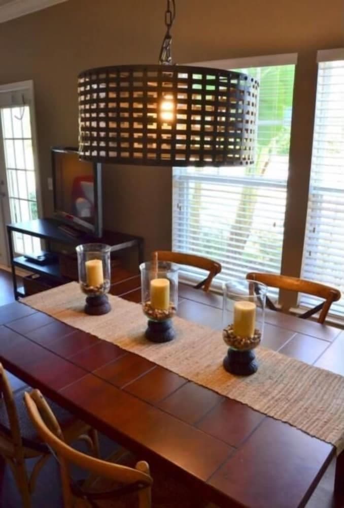 Villa Kaluh - Lucaya Village