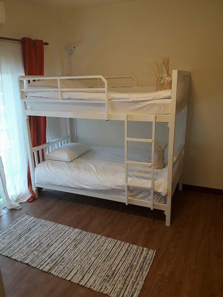 Life Station - Hostel