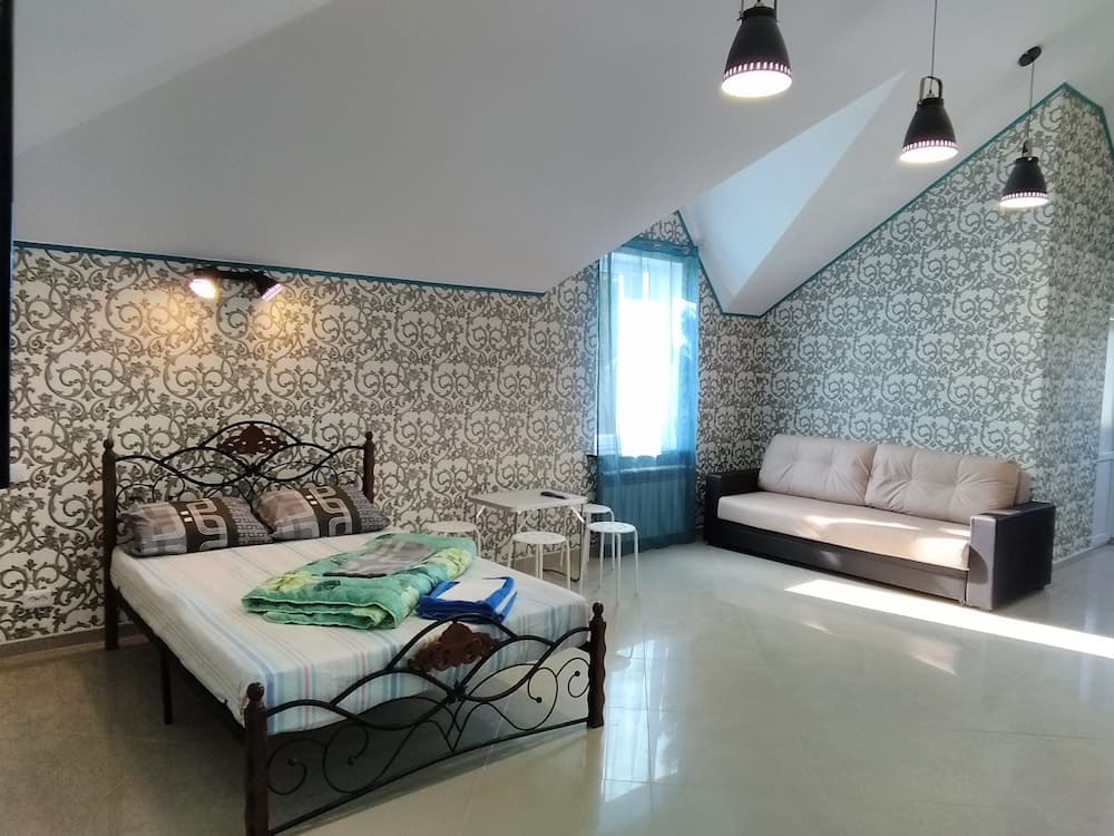 On Sanatornaya Guest House