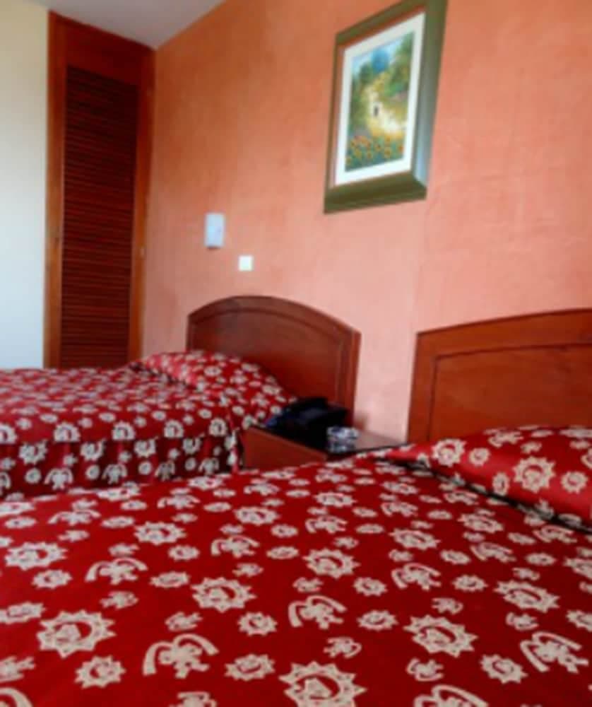 El Brujo Hotel - La Merced