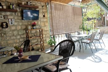 Pansion Ivan & Ivana