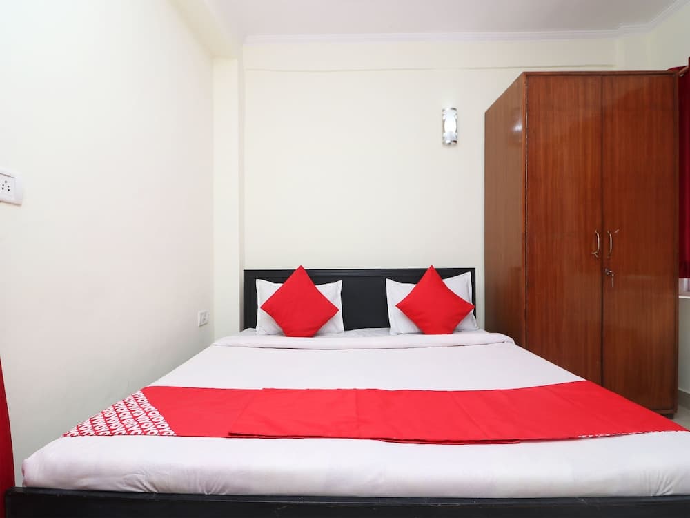 OYO 14124 Home 1Bhk Apartment