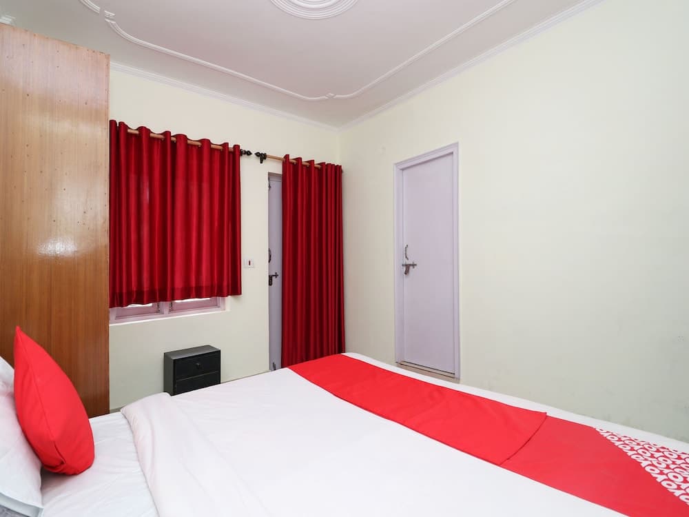 OYO 14124 Home 1Bhk Apartment