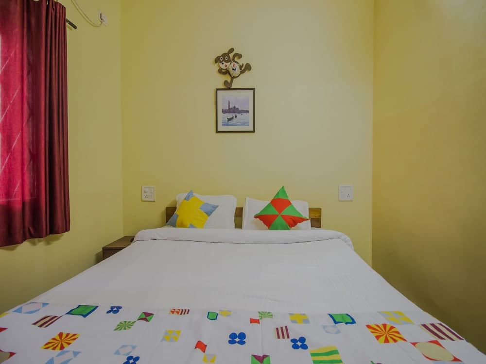 OYO 14181 Home Garden View Studio Morjim Beach