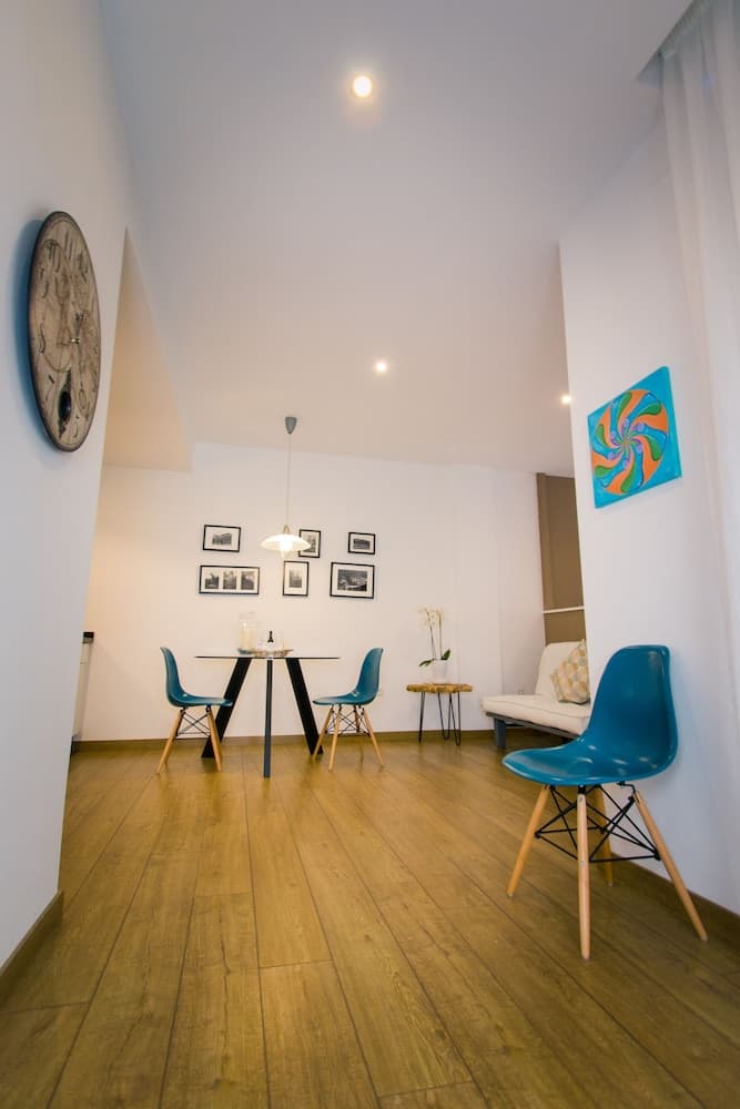 Holidays2Malaga Malagueta Apartments