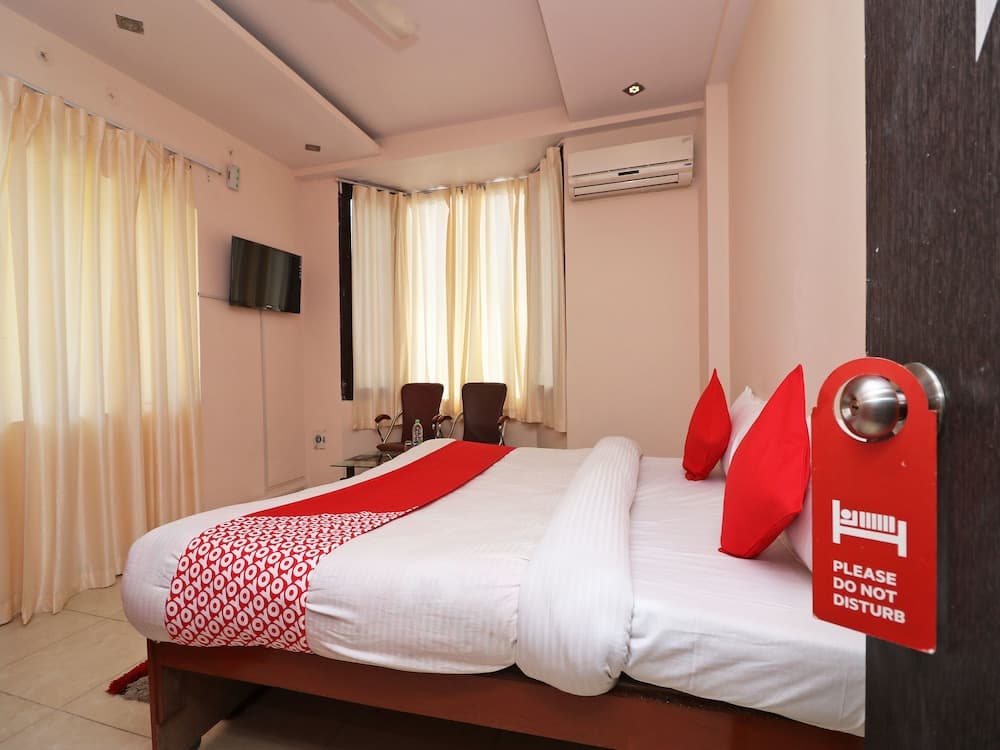 OYO 13884 Holiday Homes