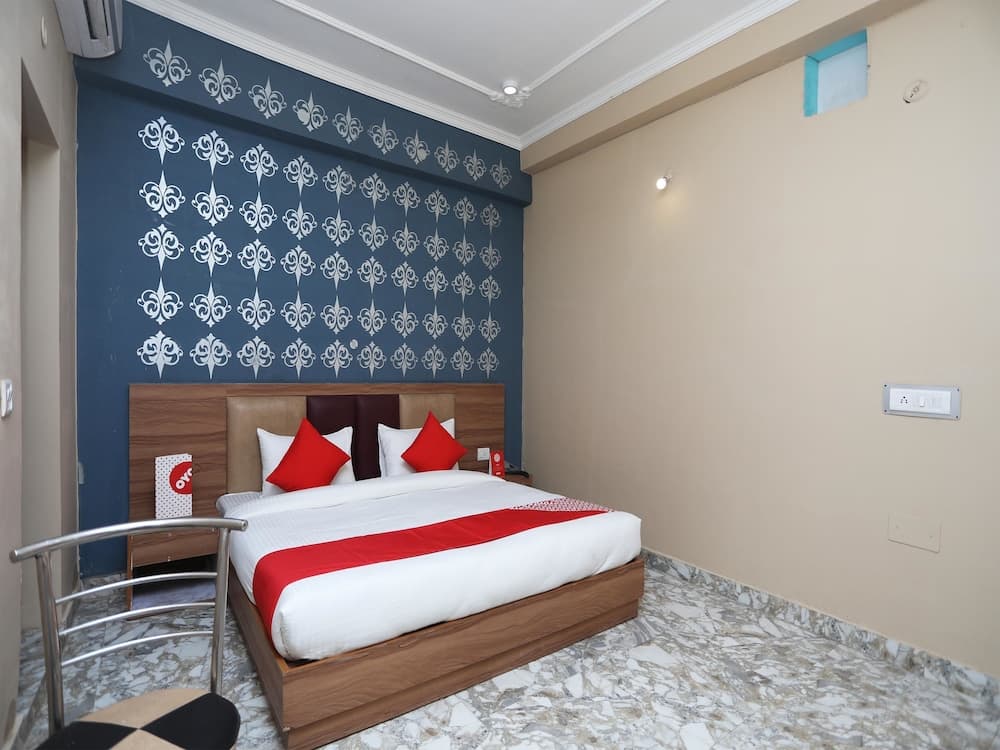 OYO 14543 Royal Palace And Banquets