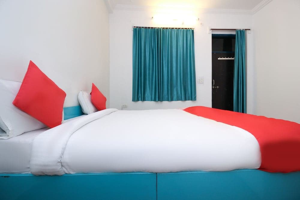 OYO 15518 Hotel Amar