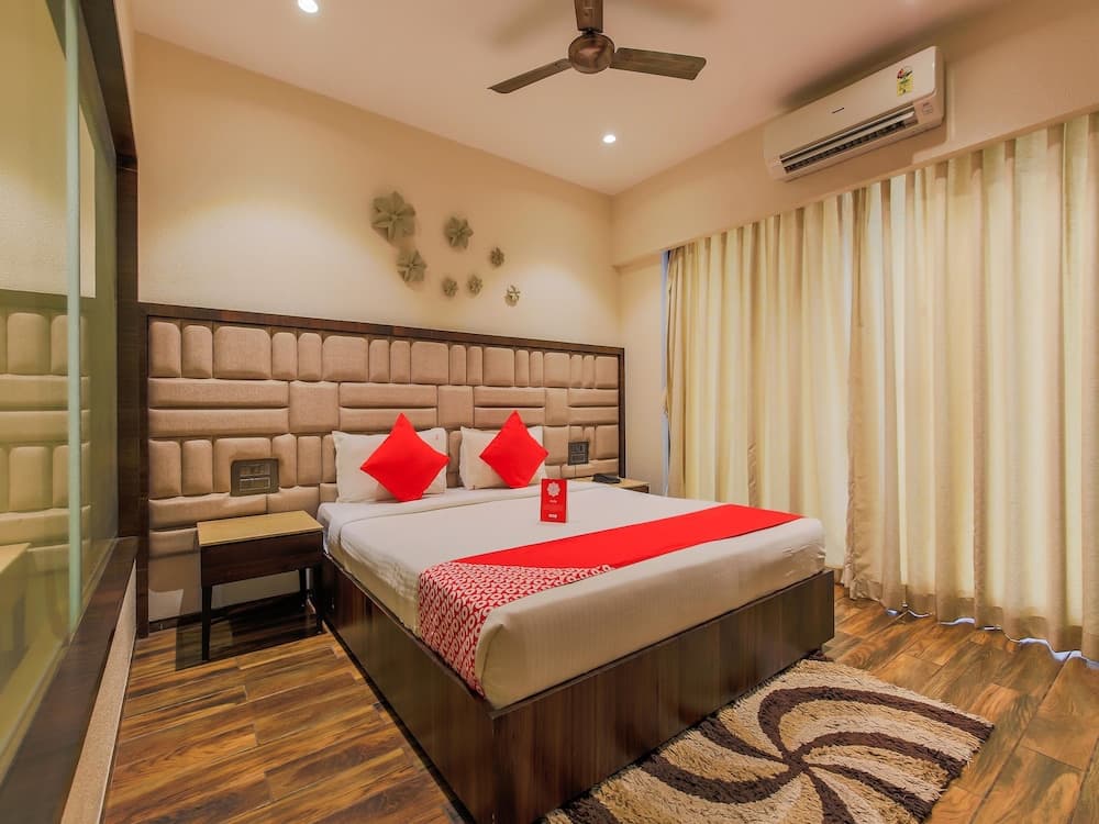 OYO 8039 Hotel Supreme Grande