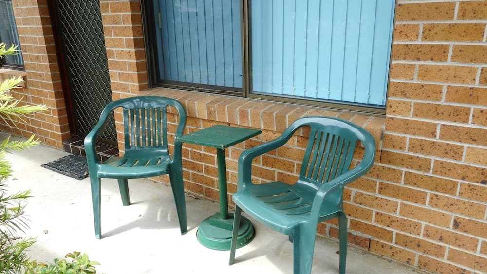 Dunbar Court Unit 4 at South West Rocks