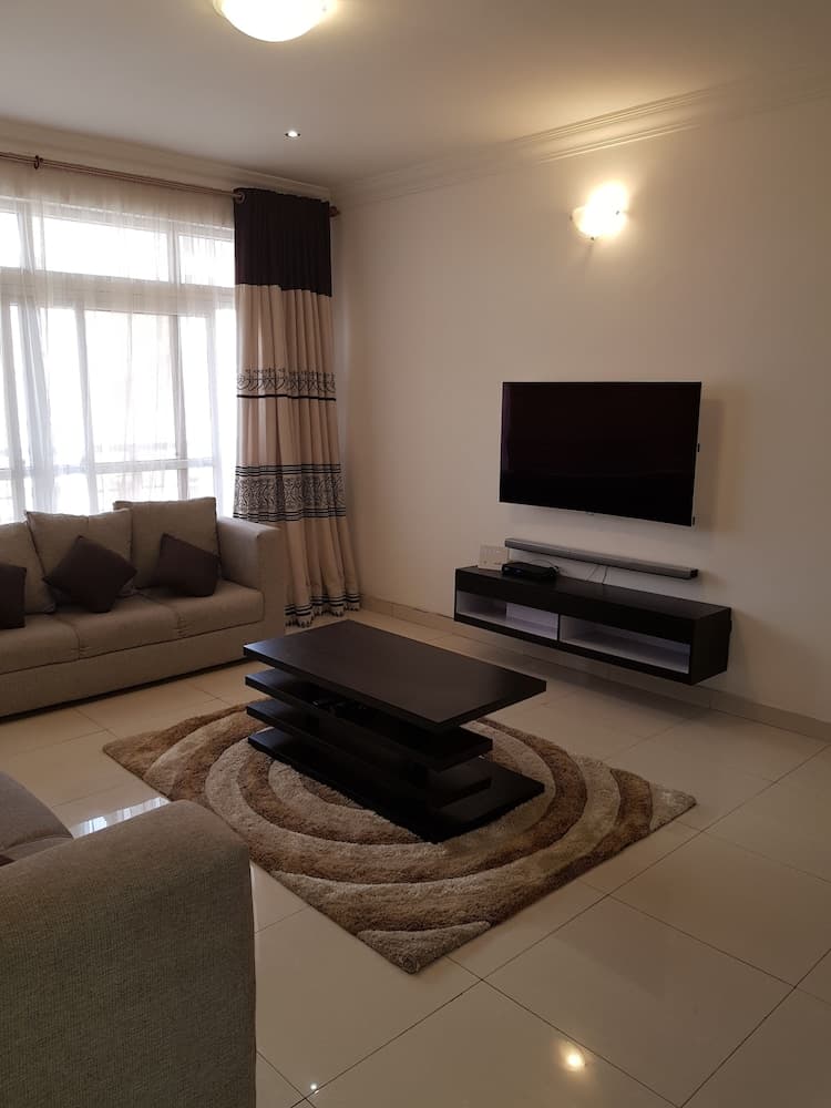 Cadogan Place Estate Apartment