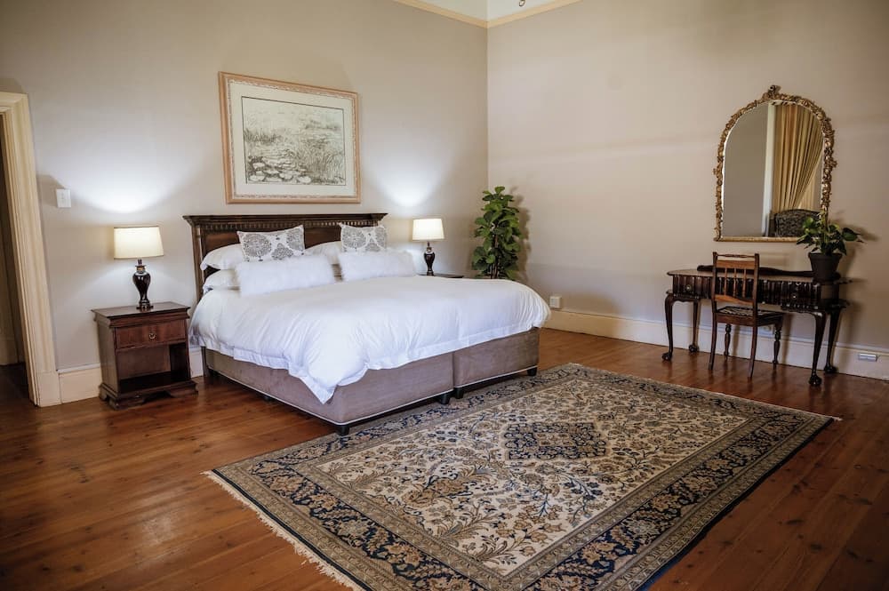 Bakenskraal Ostrich Palace