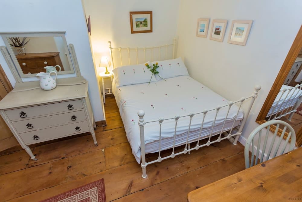 Braunton Magnolia Cottage 3 Bedrooms