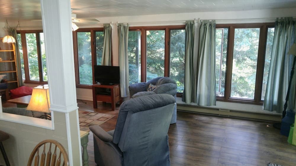 Pams 2 bedroom Cottage