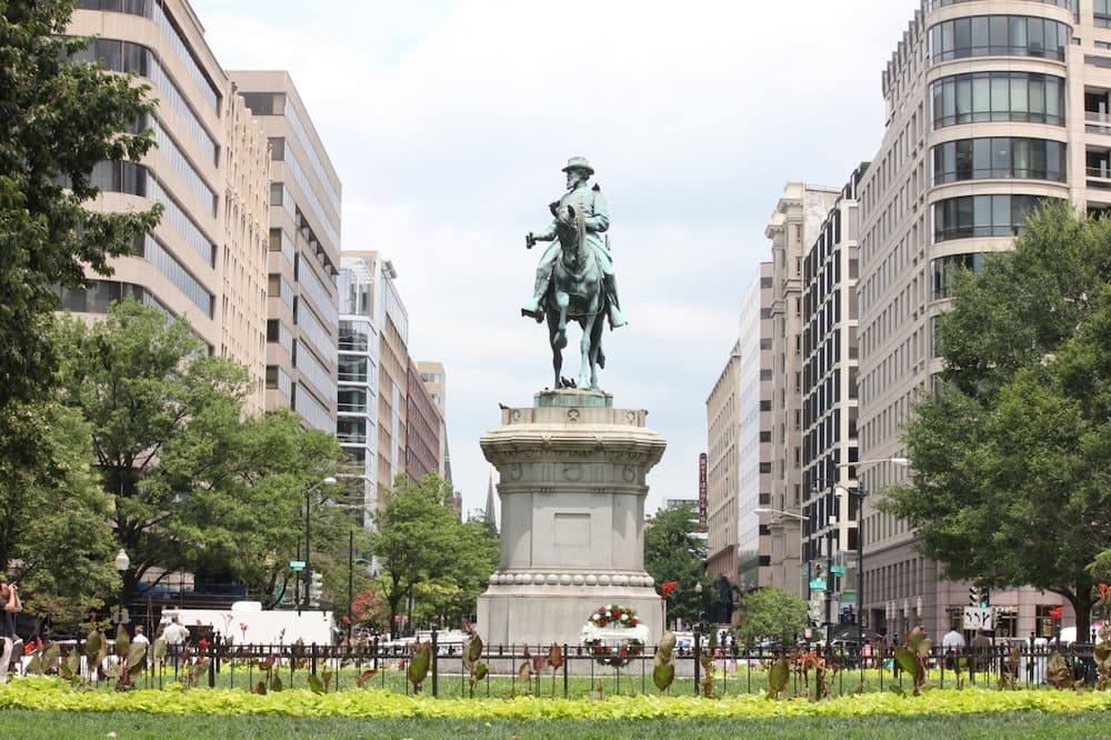 Luxury Apartments By White House