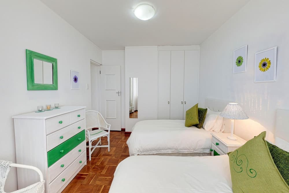 Houghton Place Sea Point