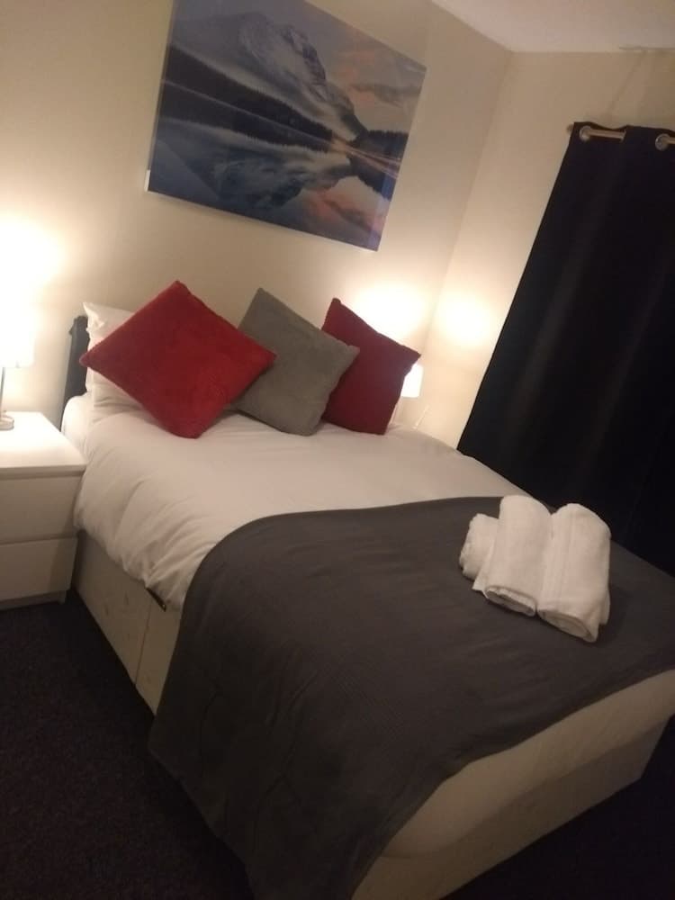 Ashburnham Apartment