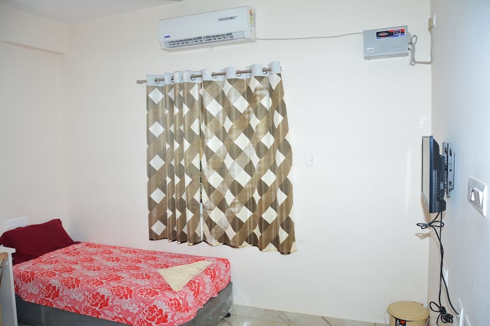 Krish Rooms And Stay