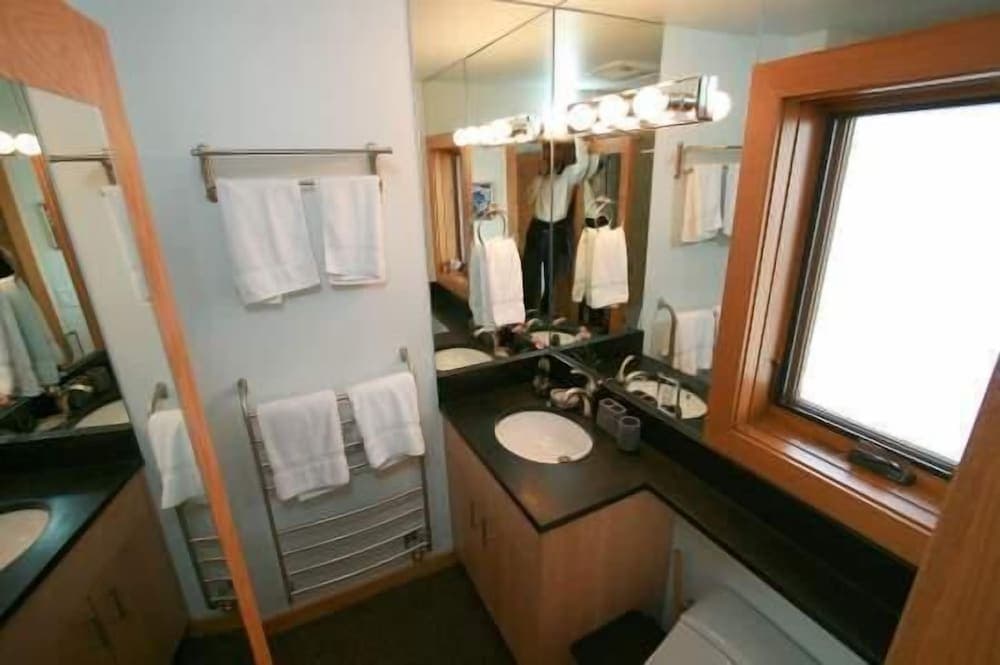 Condo 100 Yards to Gondola One by RedAwning