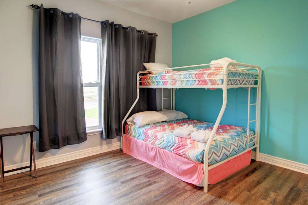 Lost At Sea Lcv34 4 Bedroom Home by Redawning