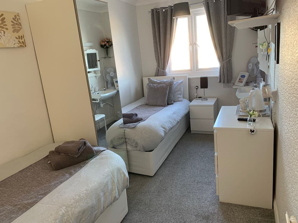 The Thoresby Guest House Scarborough