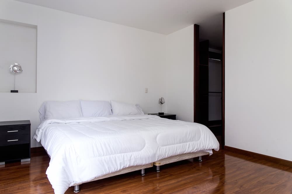 Pentagono 96 by Nomad Guru