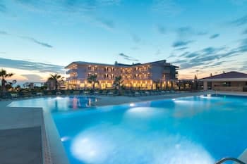 King Maron Wellness Beach Hotel