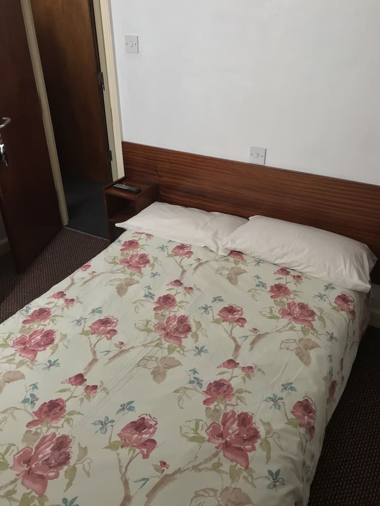 Gosfield House Hotel