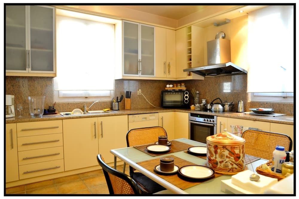 Stylish Stone Villa In Mystras