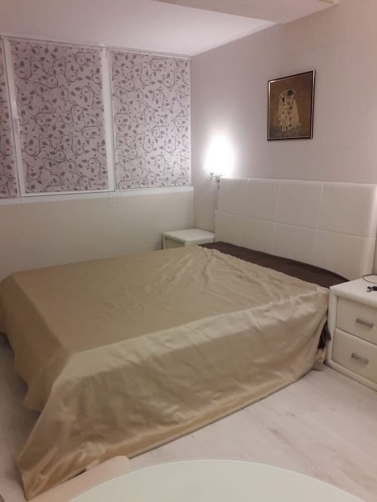 Apartment on Demokraticheskaya str 45-2a