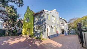 Silver Oaks Boutique Hotel