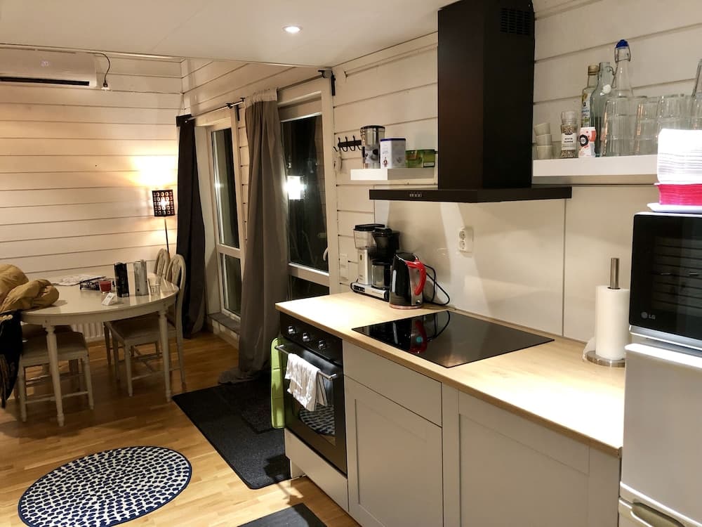 Hills Loft Cottage with Sauna